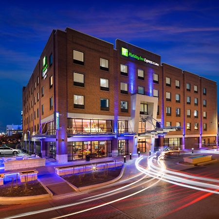 Holiday Inn Express & Suites Oklahoma City Downtown - Bricktown By Ihg Buitenkant foto