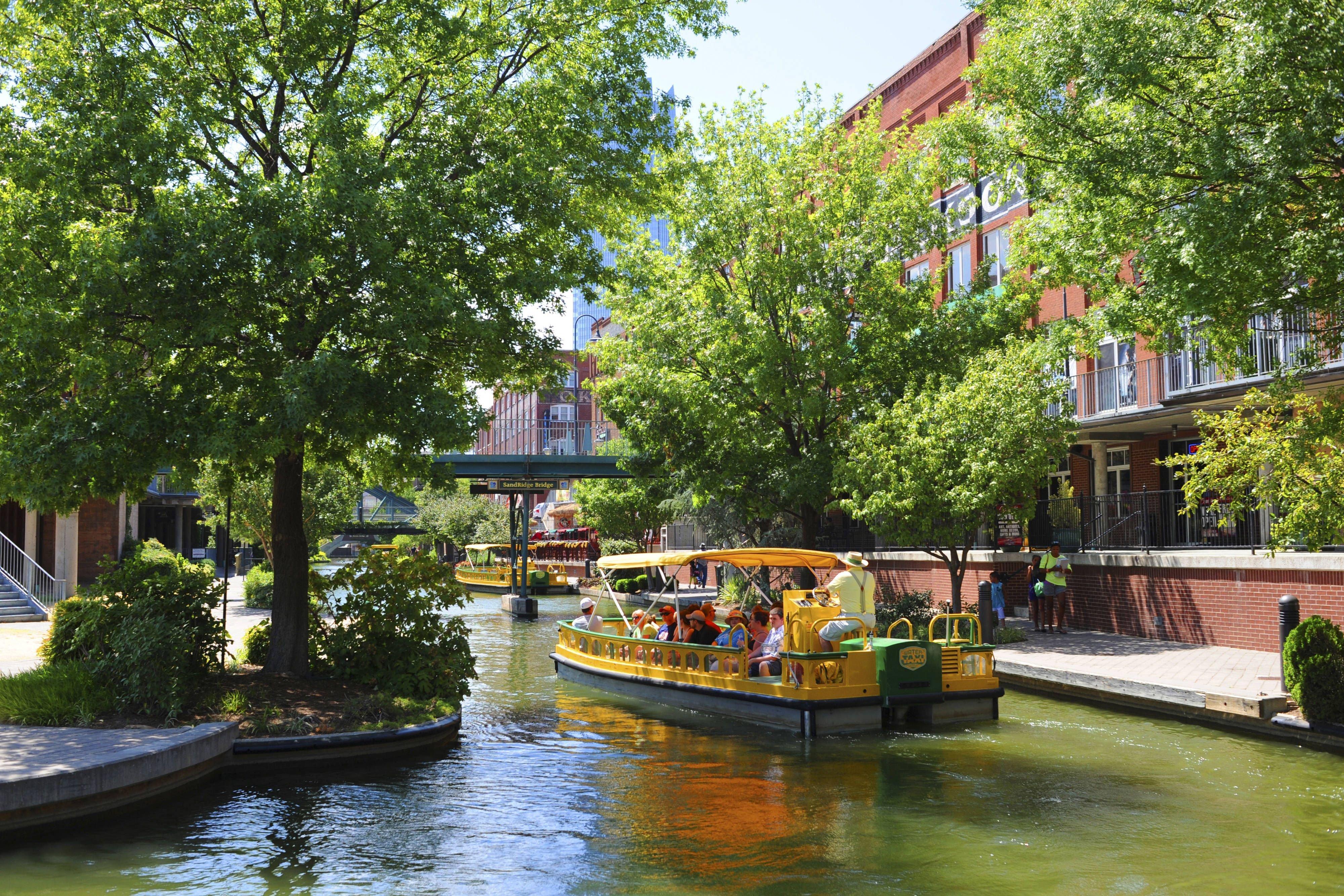 Holiday Inn Express & Suites Oklahoma City Downtown - Bricktown By Ihg Buitenkant foto