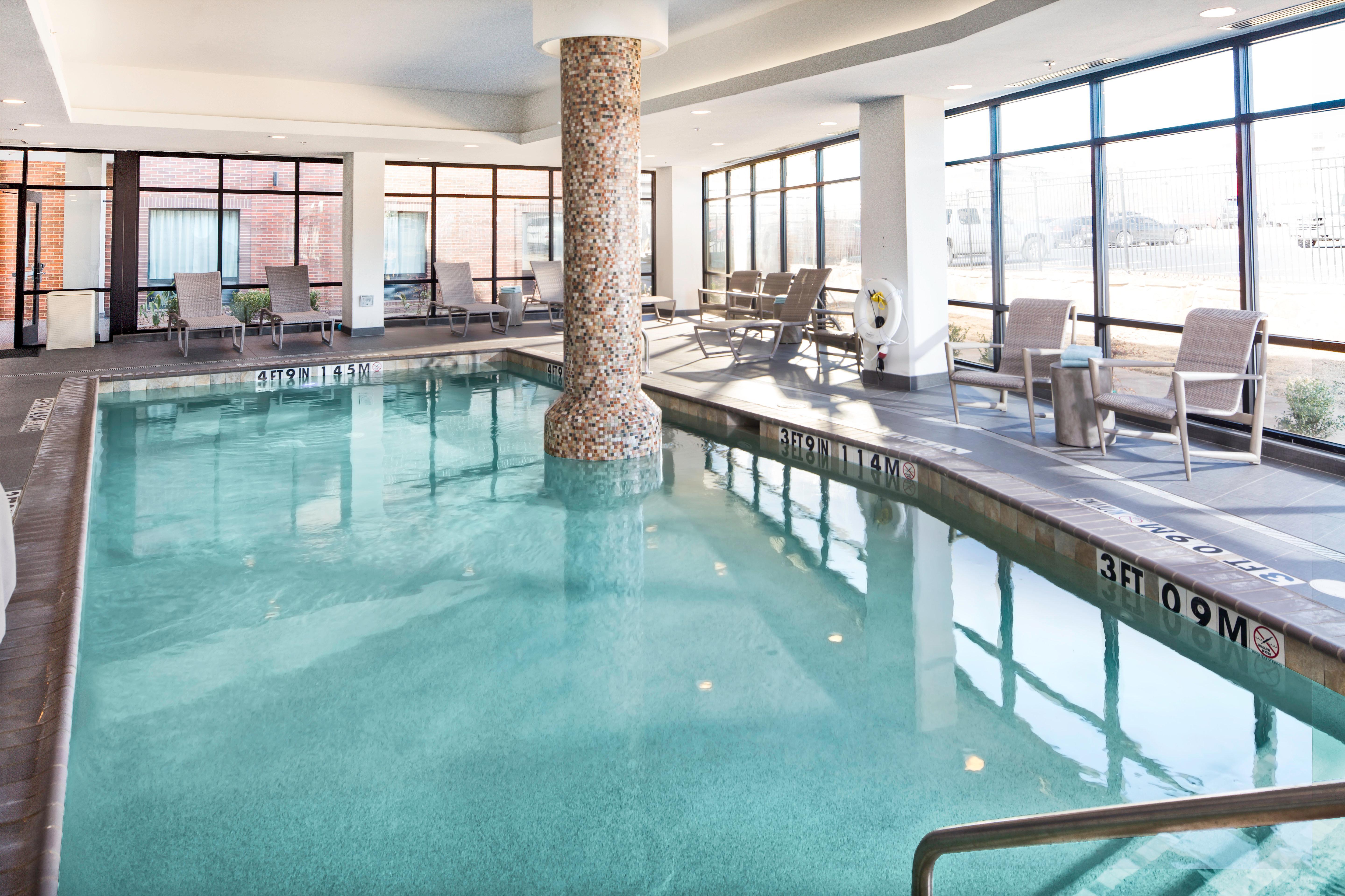 Holiday Inn Express & Suites Oklahoma City Downtown - Bricktown By Ihg Buitenkant foto