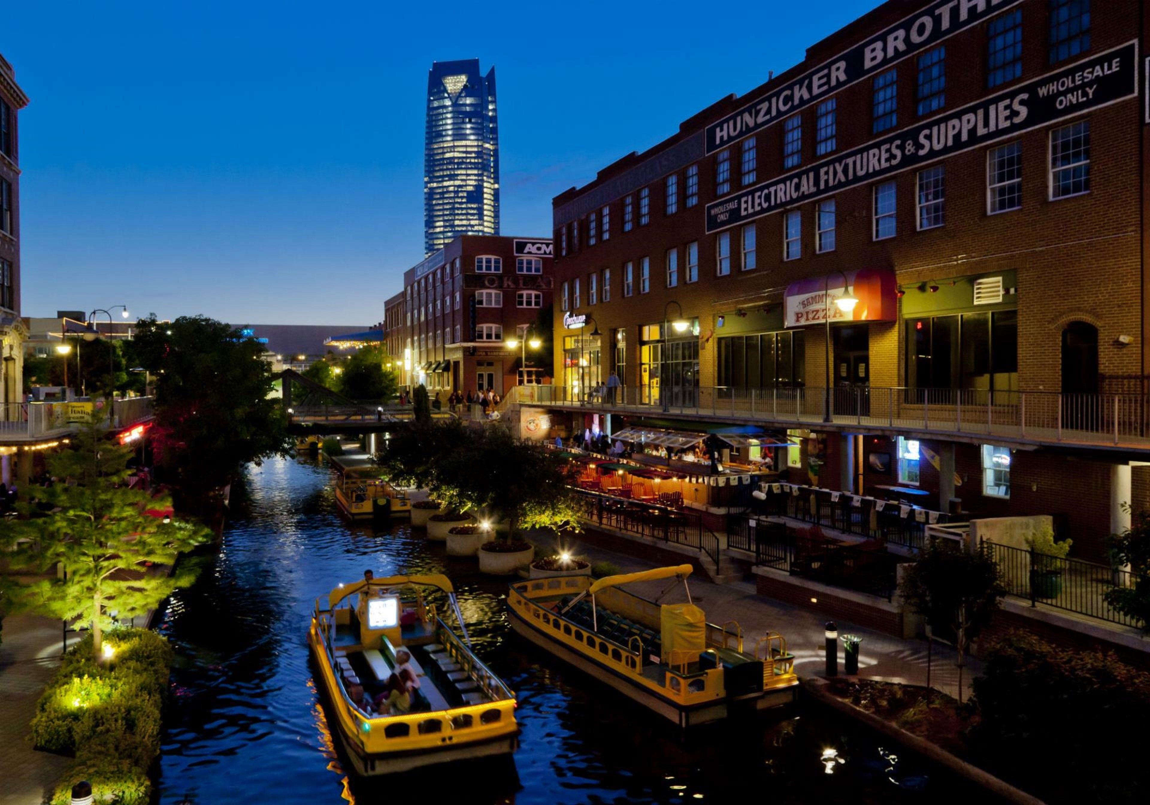 Holiday Inn Express & Suites Oklahoma City Downtown - Bricktown By Ihg Buitenkant foto